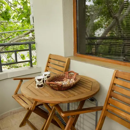 アパート Modern Comfort In With Workspace By Flat Mаnаger *